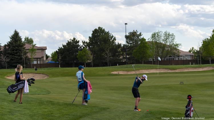 kids playing golf